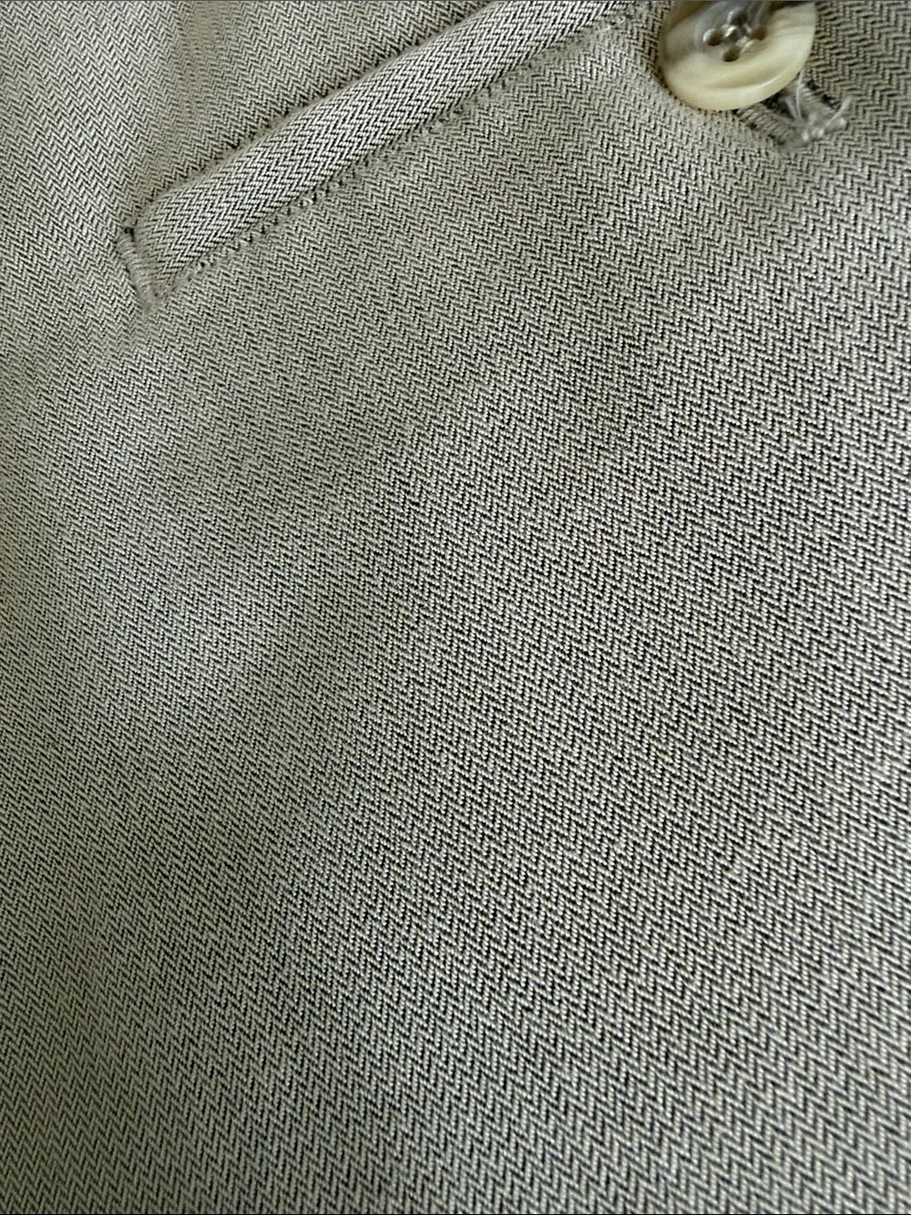 GREG NORMAN Pleated Front Shorts